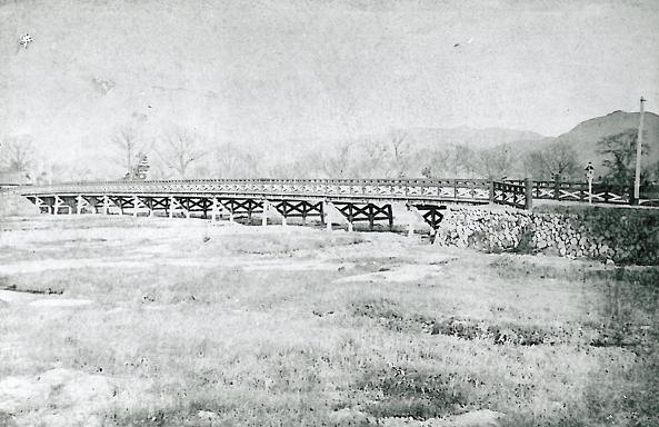 南村山郡銅n町：千歳橋の画像