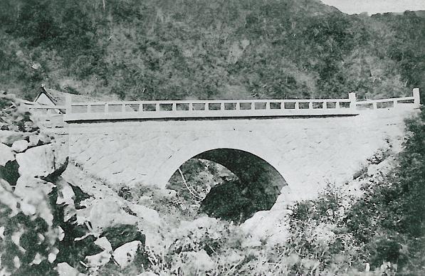 南置賜郡栗子新道：滝野沢橋の画像
